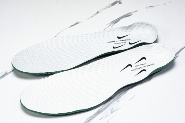 Nike ACG Mountain Fly 2 Low SP FZ3311 100 