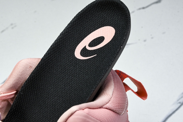 Asics Nova Surge 3 1061A048-700 